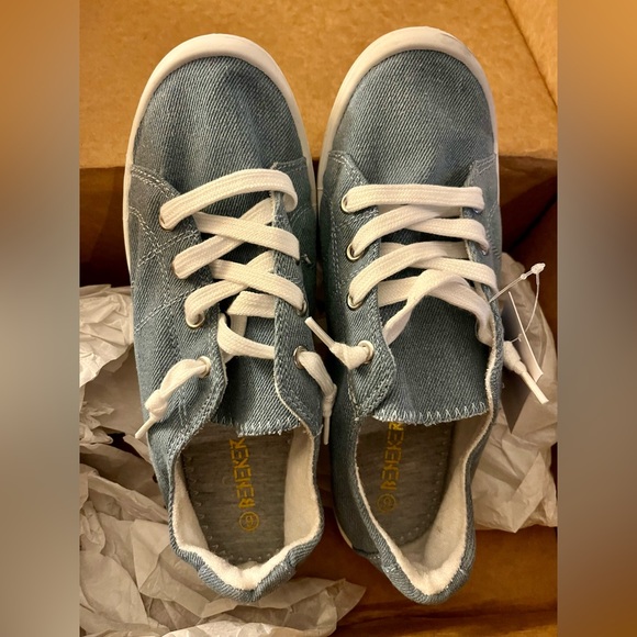 NEW Beneker Canvas Slip-On Sneakers – Denim blue | Size 9 - Picture 5 of 7